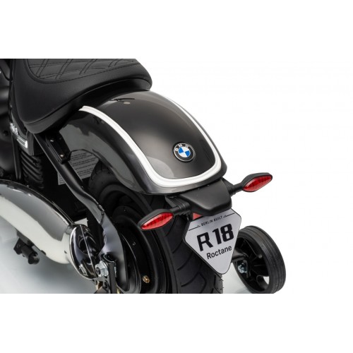 Motor vozidla BMW R18 Čierna