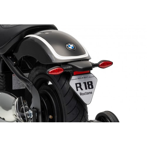 Motor vozidla BMW R18 Čierna