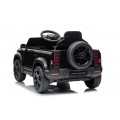 Land Rover Defender čierny