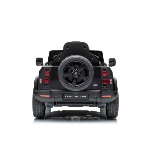 Land Rover Defender čierny