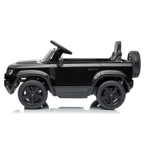 Land Rover Defender čierny