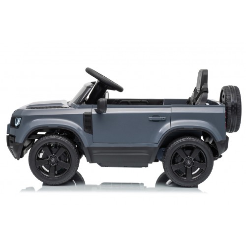 Land Rover Defender Sivé vozidlo