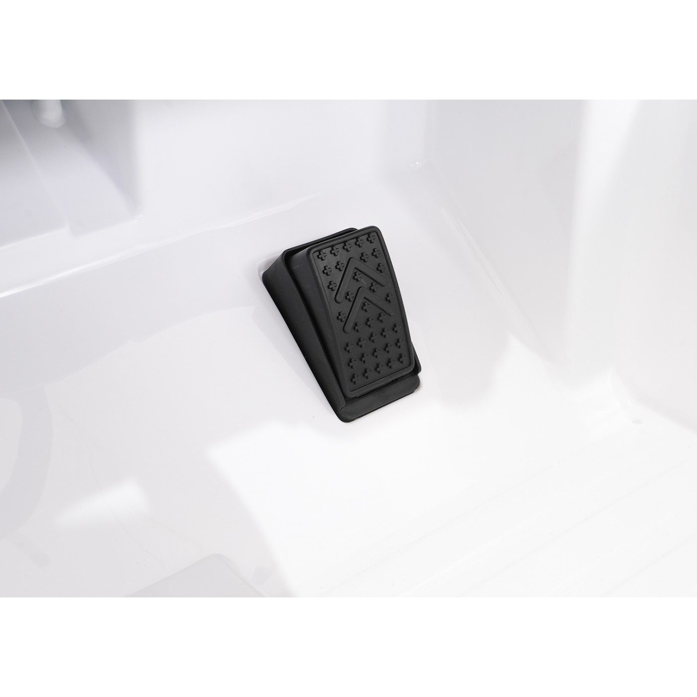 Jeep BEAST 4x4 biele vozidlo