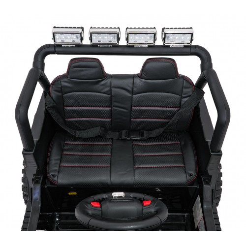 Jeep BEAST 4x4 čierne vozidlo