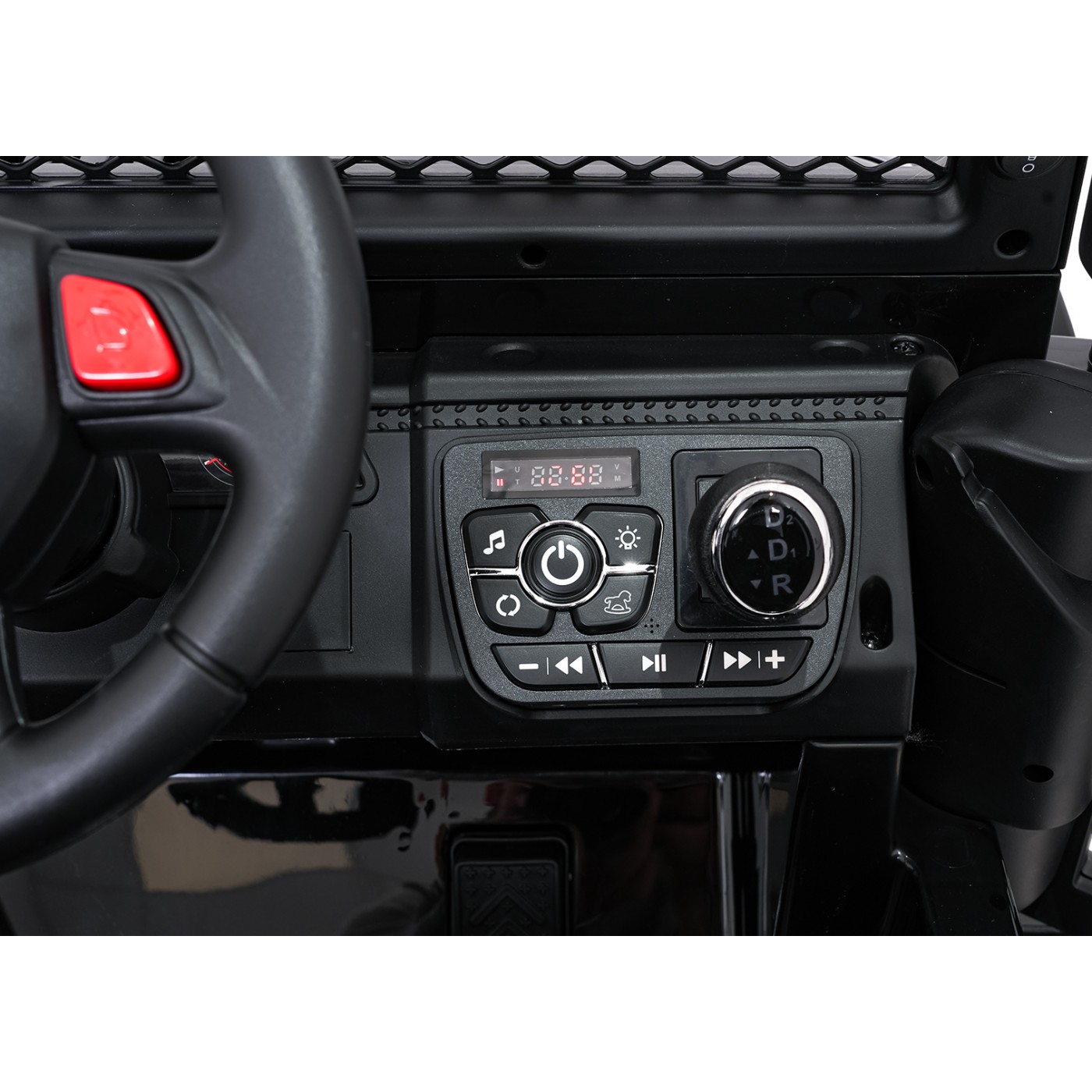 Jeep BEAST 4x4 čierne vozidlo