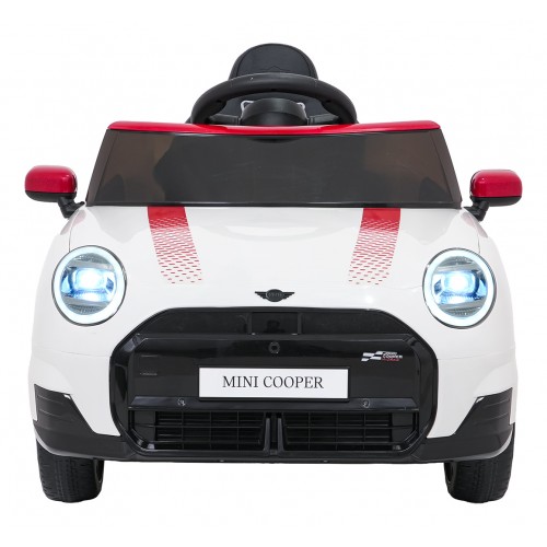Mini Cooper biele vozidlo