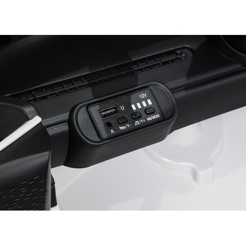 Mini Cooper biele vozidlo