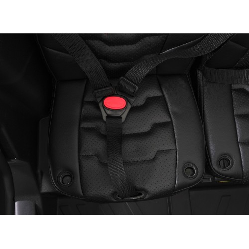 Bugina Maverick Turbo RR s modro-sivými kolesami