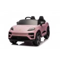 Ružové vozidlo Porsche Macan
