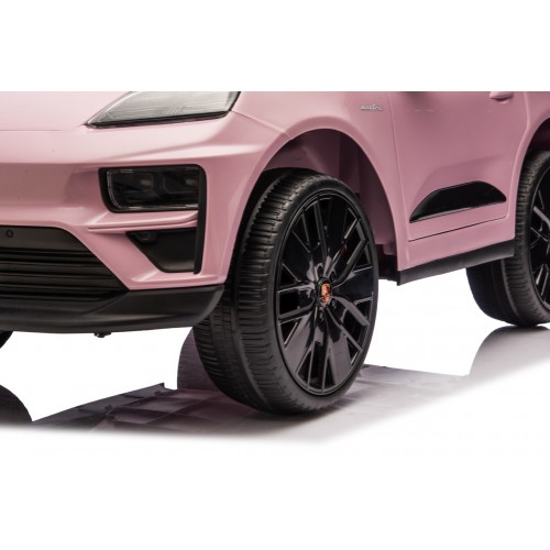 Ružové vozidlo Porsche Macan