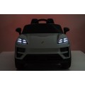Ružové vozidlo Porsche Macan