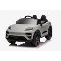 Vozidlo Porsche Macan sivá