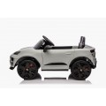 Vozidlo Porsche Macan sivá