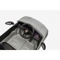 Vozidlo Porsche Macan sivá