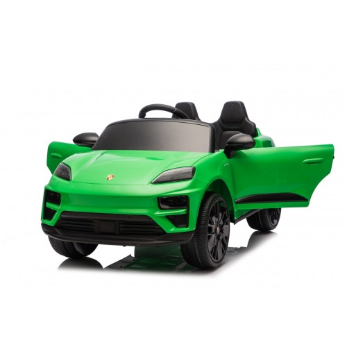 Zelené vozidlo Porsche Macan