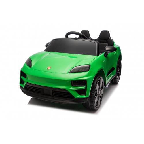 Zelené vozidlo Porsche Macan