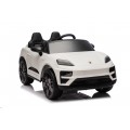 Porsche Macan biele vozidlo