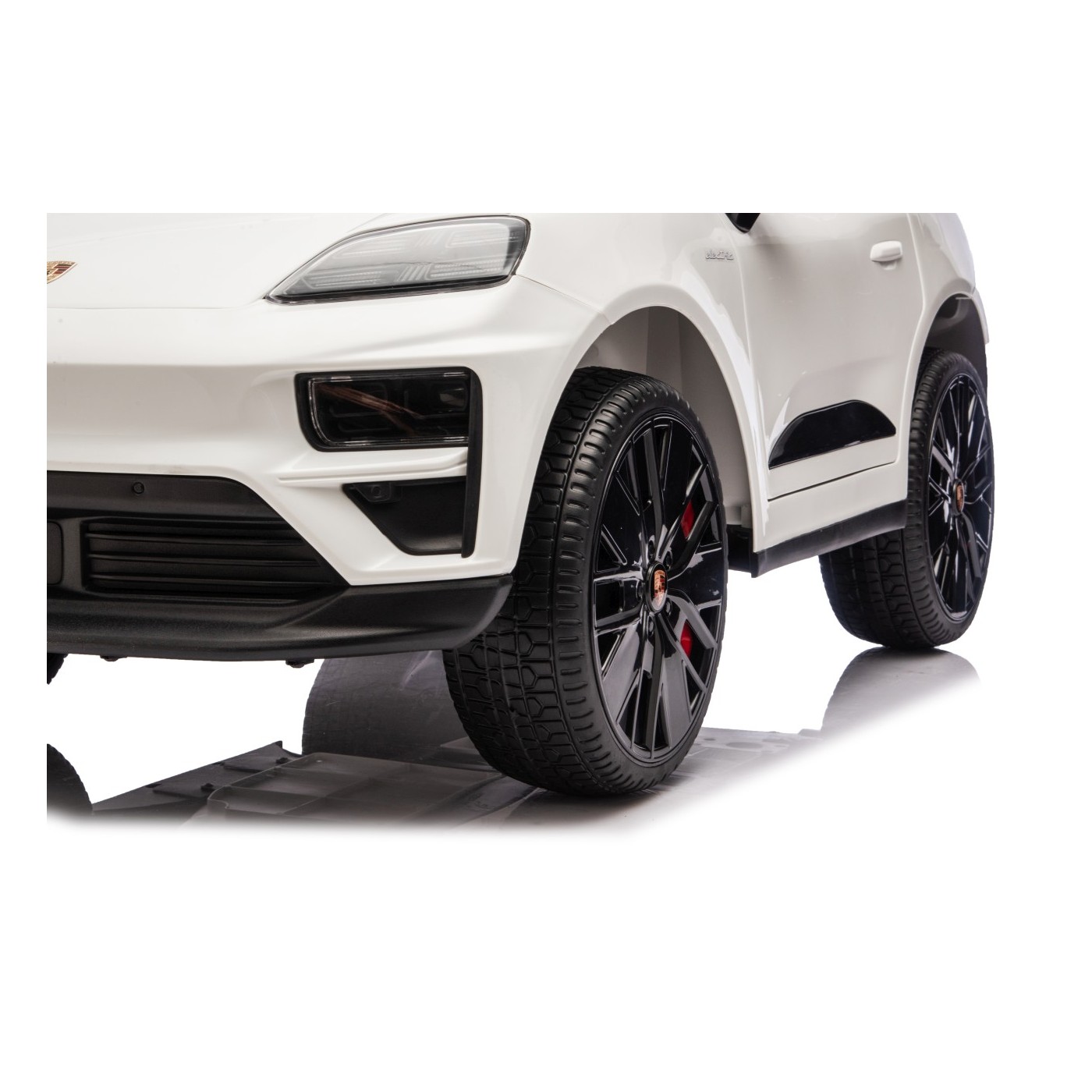 Porsche Macan biele vozidlo