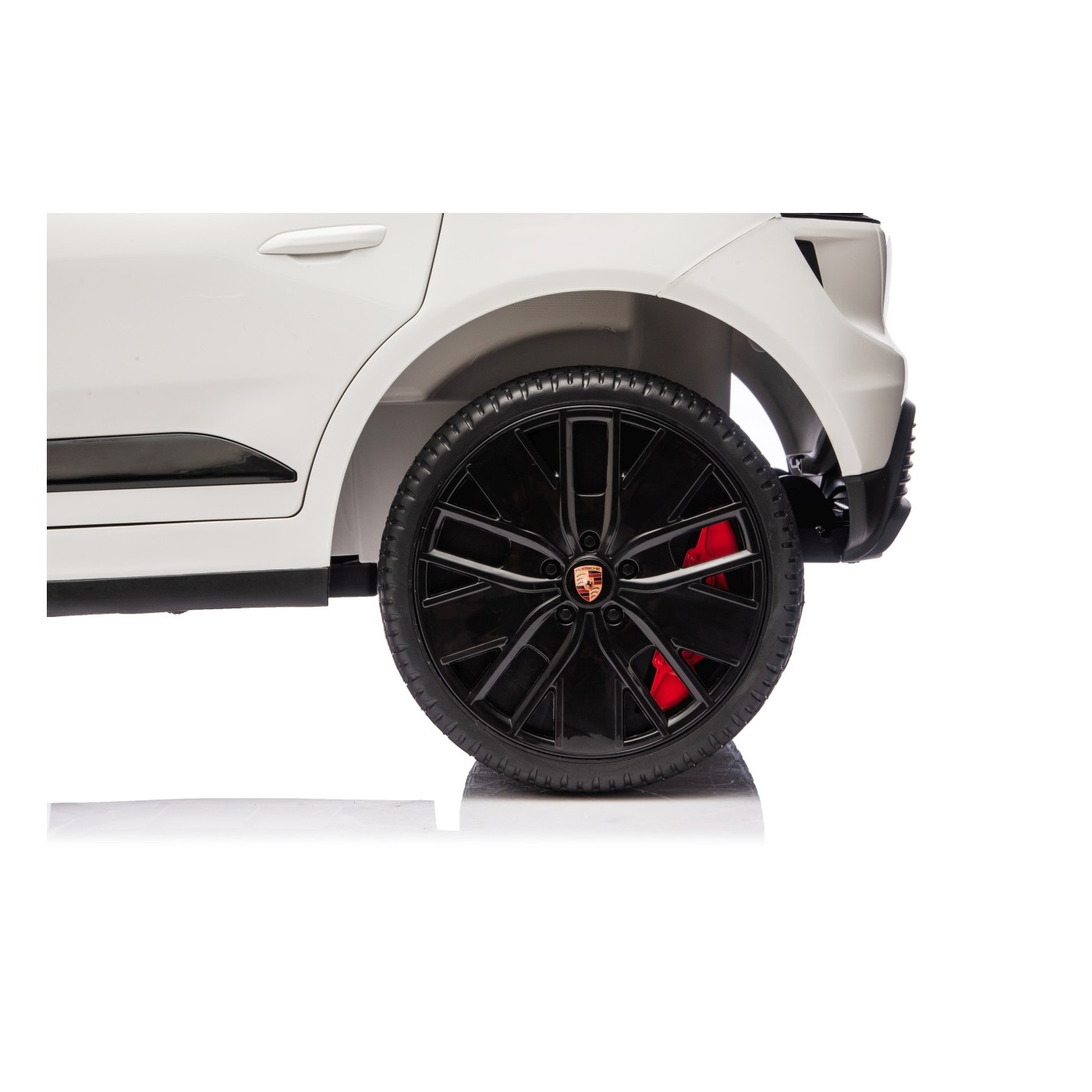 Porsche Macan biele vozidlo