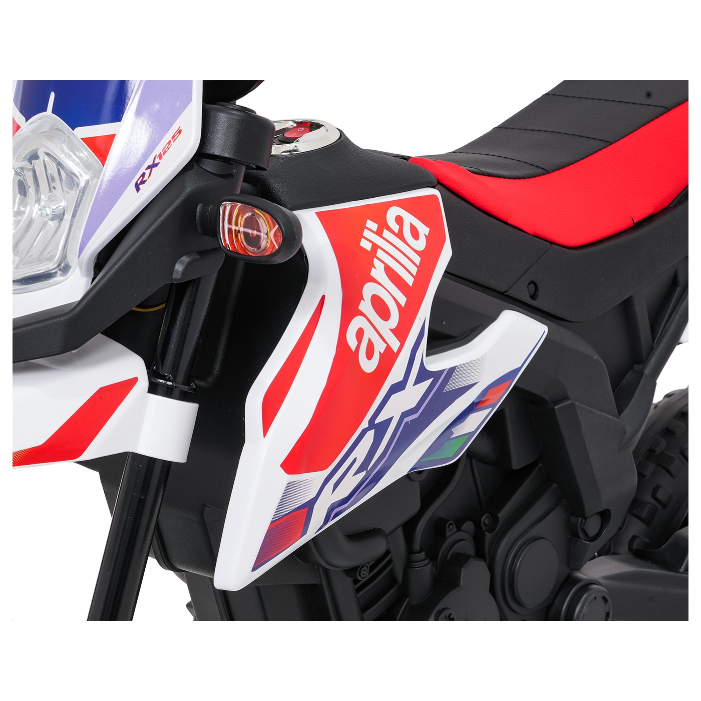 Motor vozidla Aprilia RX biela
