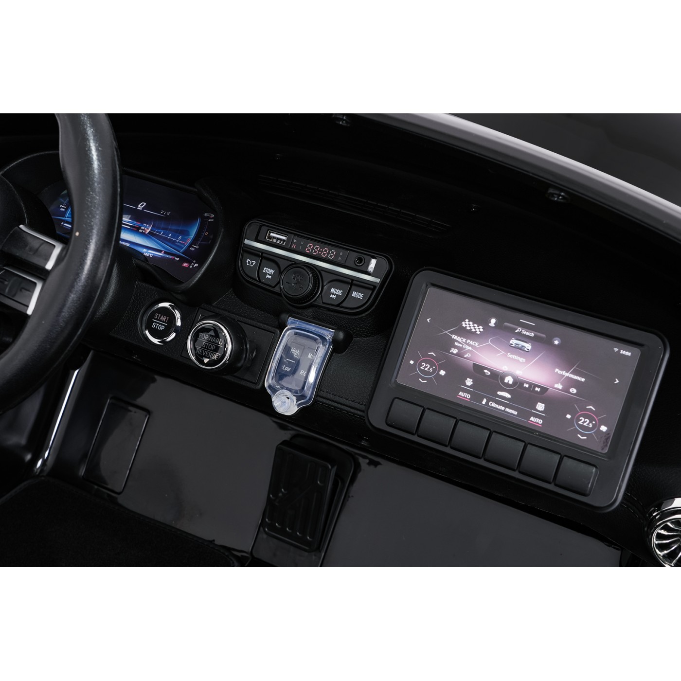 Vozidlo Mercedes Benz GT63 AMG čierne