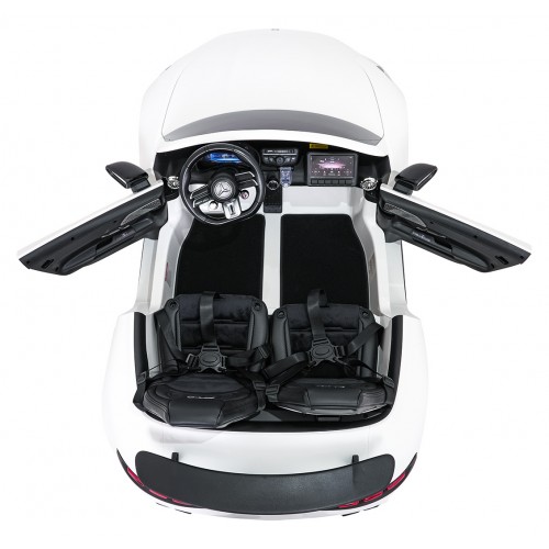 Vozidlo Mercedes Benz GT63 AMG bielej farby