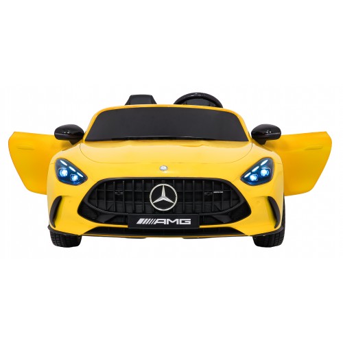 Vozidlo Mercedes Benz GT63 AMG žlté