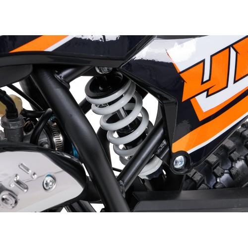 Spaľovací motor NITRO 60cc oranžovej farby pre vozidlo