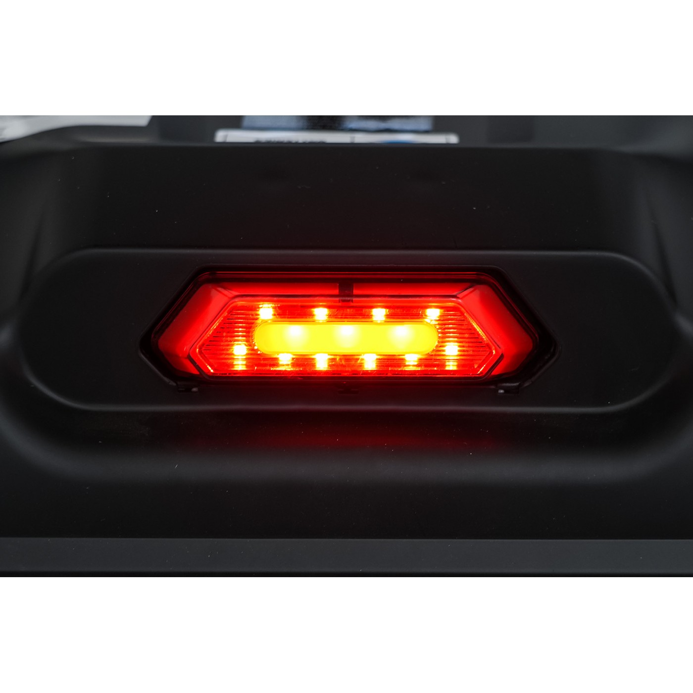 Elektrická kolobežka EasyGo Black so štyrmi kolesami pre seniorov