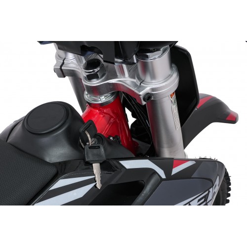 Elektrické motorové vozidlo POWER TRAIL Red