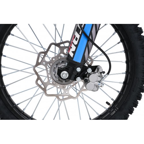 Vozidlo TITAN 300cc s modrým spaľovacím motorom