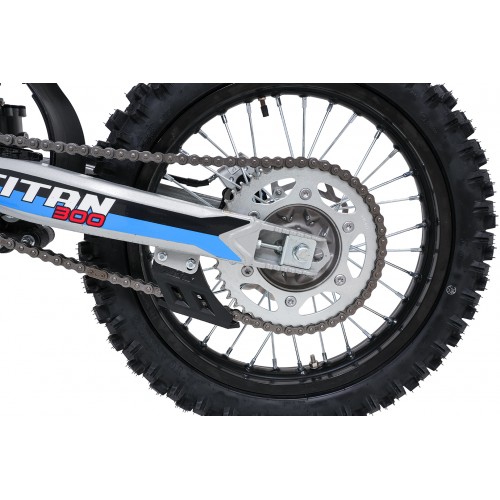 Vozidlo TITAN 300cc s modrým spaľovacím motorom