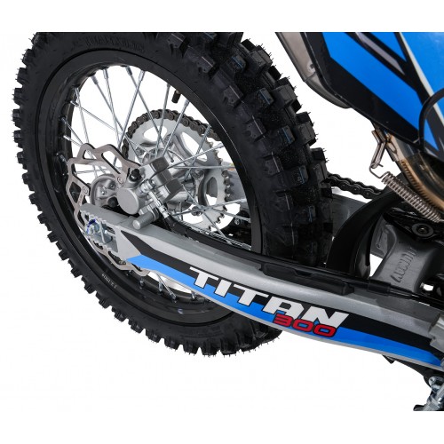 Vozidlo TITAN 300cc s modrým spaľovacím motorom