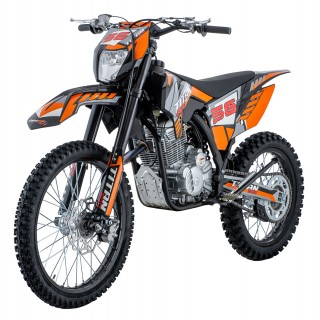 Vozidlo s oranžovým spaľovacím motorom TITAN 300cc