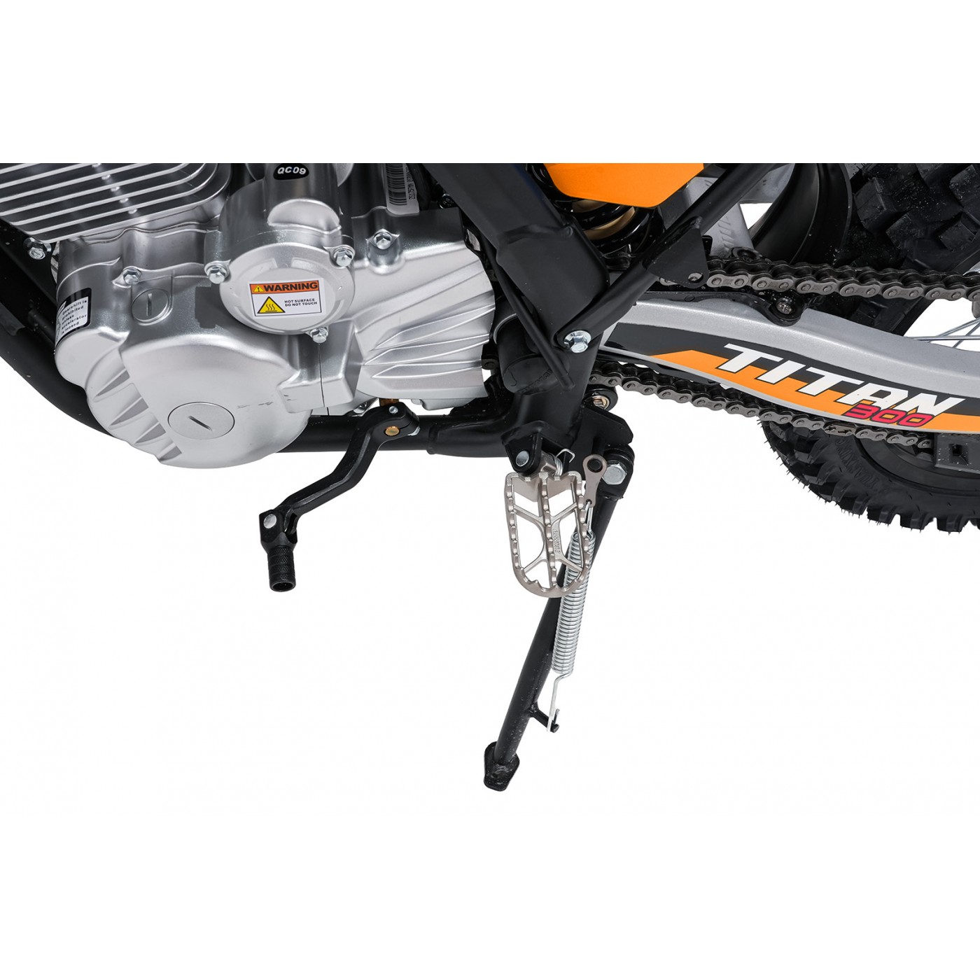 Vozidlo s oranžovým spaľovacím motorom TITAN 300cc