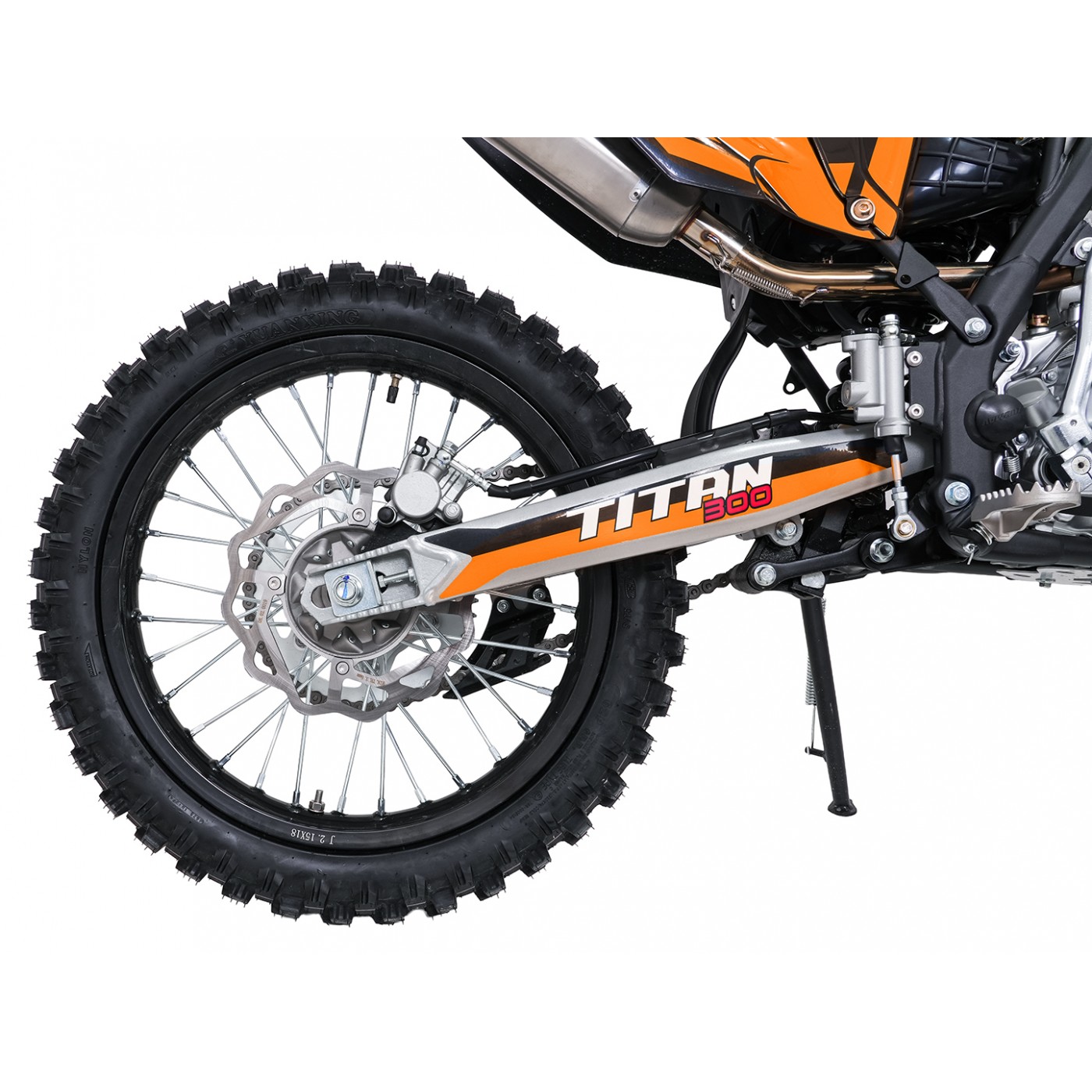 Vozidlo s oranžovým spaľovacím motorom TITAN 300cc