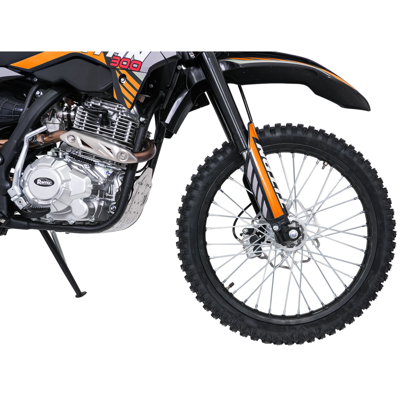 Vozidlo s oranžovým spaľovacím motorom TITAN 300cc