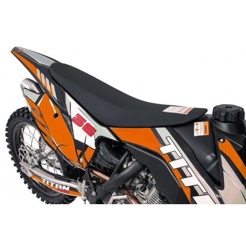 Vozidlo s oranžovým spaľovacím motorom TITAN 300cc