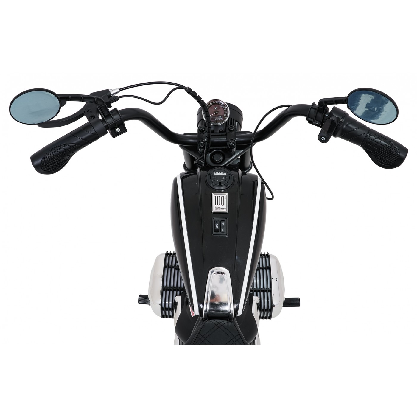 Motor vozidla BMW R18 Čierna