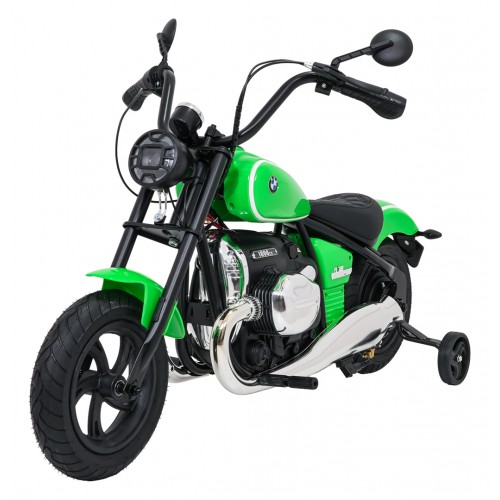 Motor vozidla BMW R18 zelený