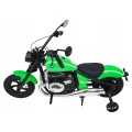 Motor vozidla BMW R18 zelený