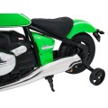 Motor vozidla BMW R18 zelený