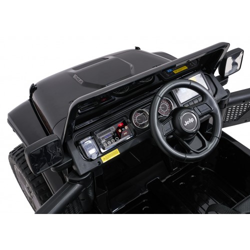 Jeep Wrangler Rubicon LIFT čierne vozidlo