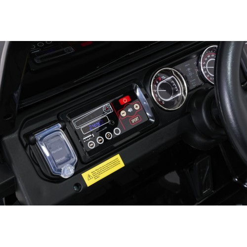 Jeep Wrangler Rubicon LIFT čierne vozidlo