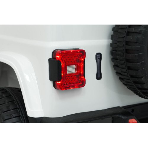 Jeep Wrangler Rubicon LIFT biele vozidlo