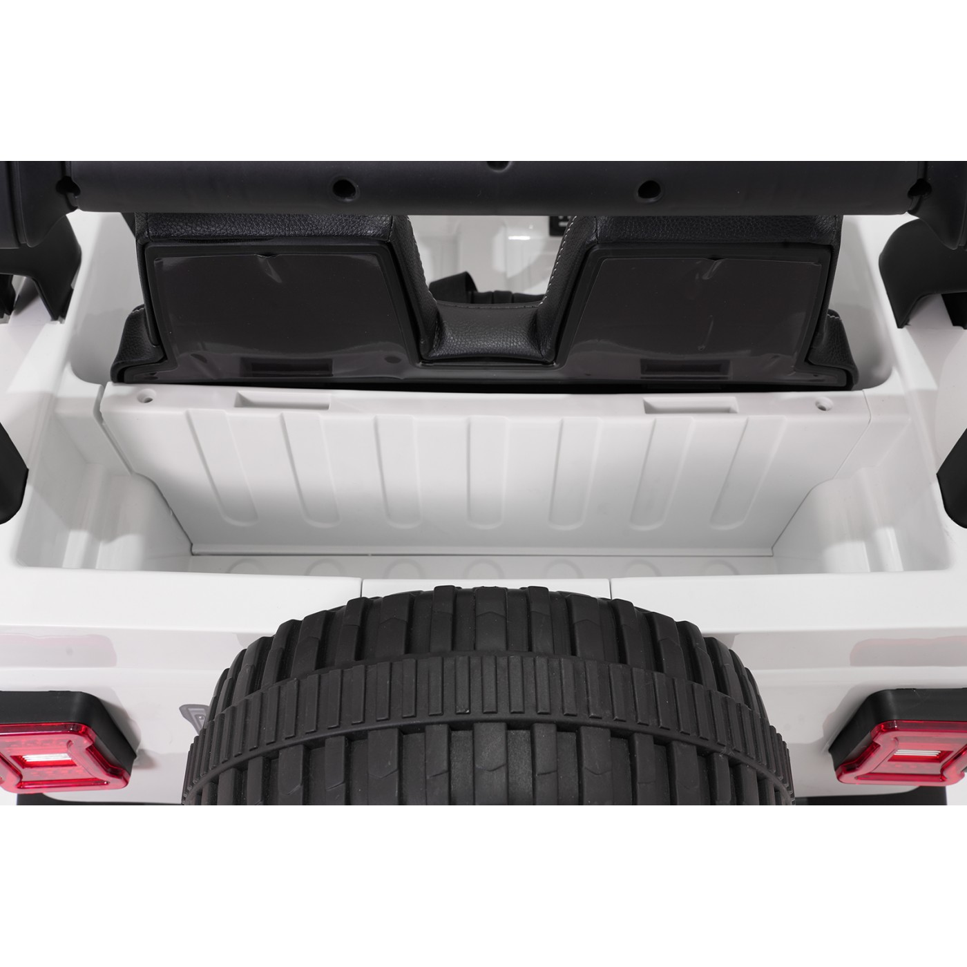 Jeep Wrangler Rubicon LIFT biele vozidlo