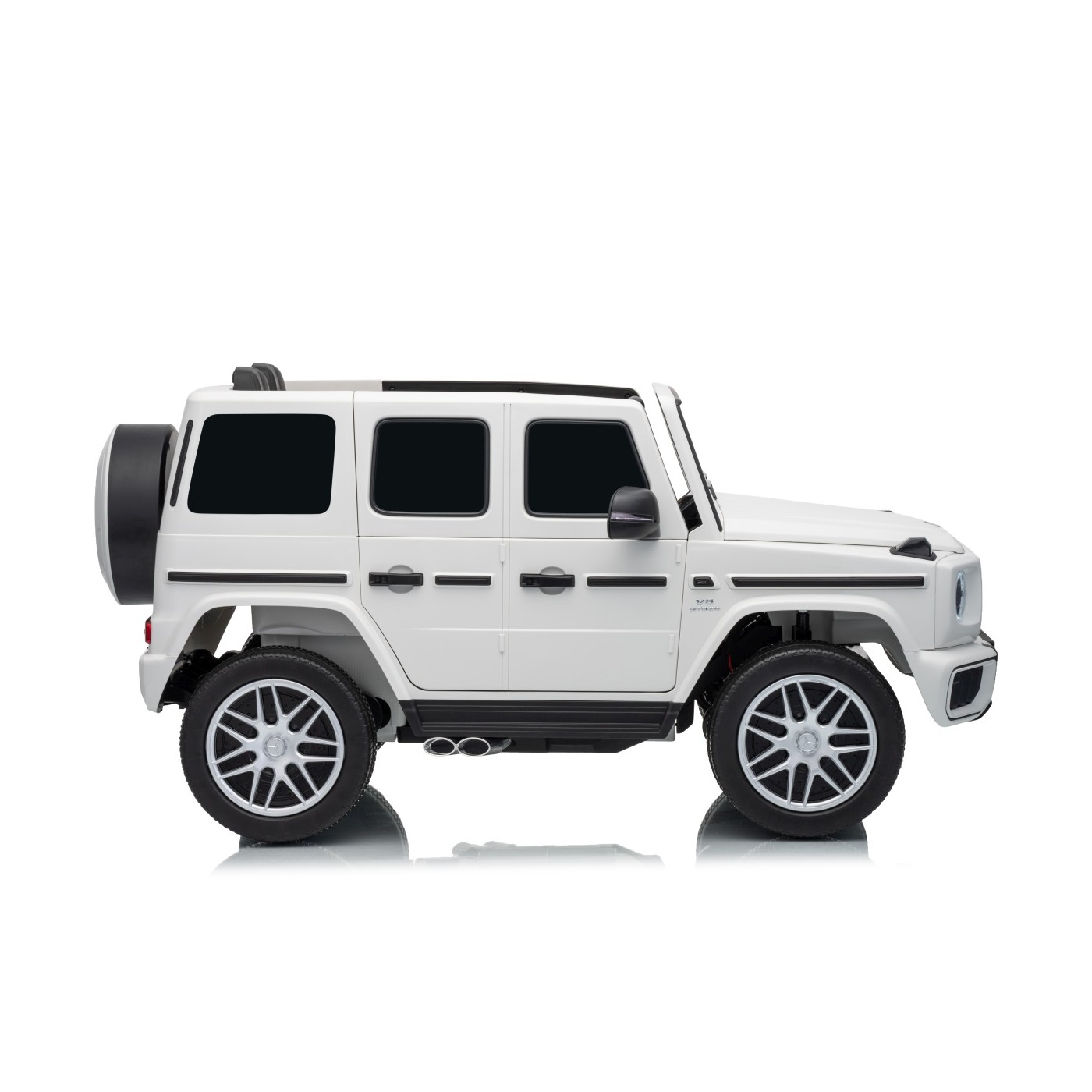 Mercedes G63 AMG biele vozidlo