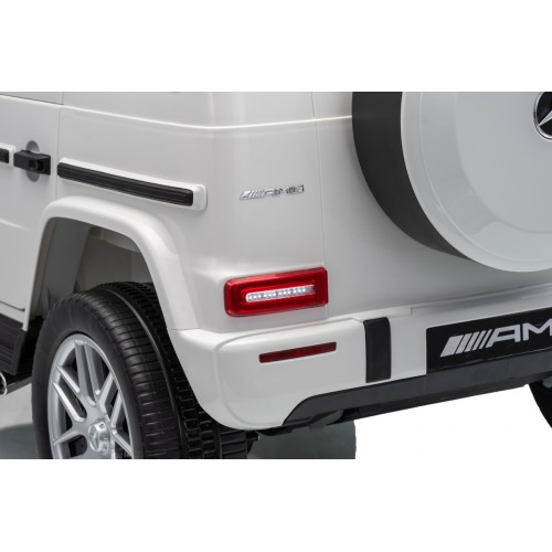 Mercedes G63 AMG biele vozidlo