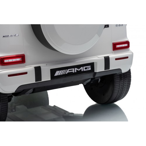 Mercedes G63 AMG biele vozidlo