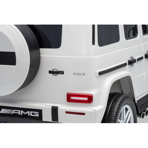 Mercedes G63 AMG biele vozidlo